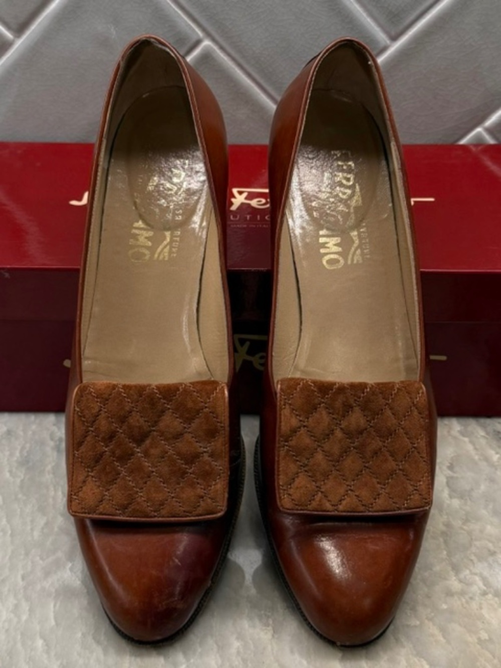 Salvatore Ferragamo Italian Leather Flat Loafer  with Quilted Detail Size 8AA